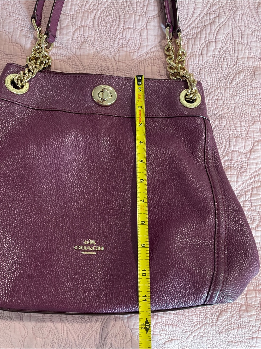 Coach Turnlock Edie Purse Pebbled Leather Shoulder Bag in Plum w/ Gold Hardware - Picture 16 of 16